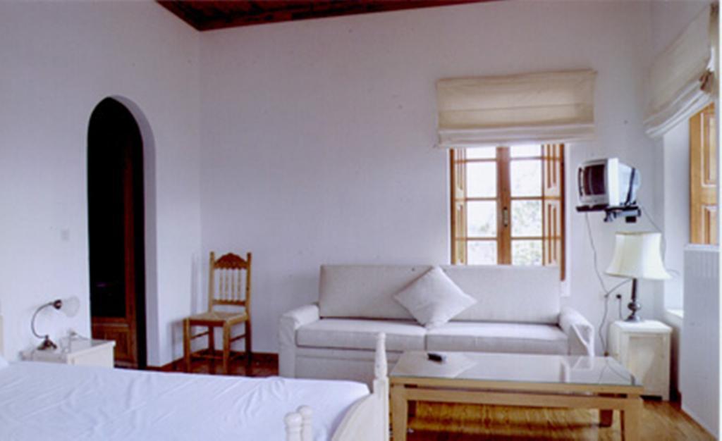 Theoni'S House Hotell Dhímitra Eksteriør bilde