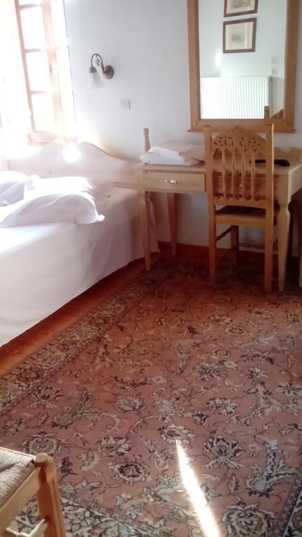 Theoni'S House Hotell Dhímitra Eksteriør bilde